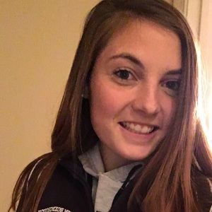 Meet your Posher, Monica